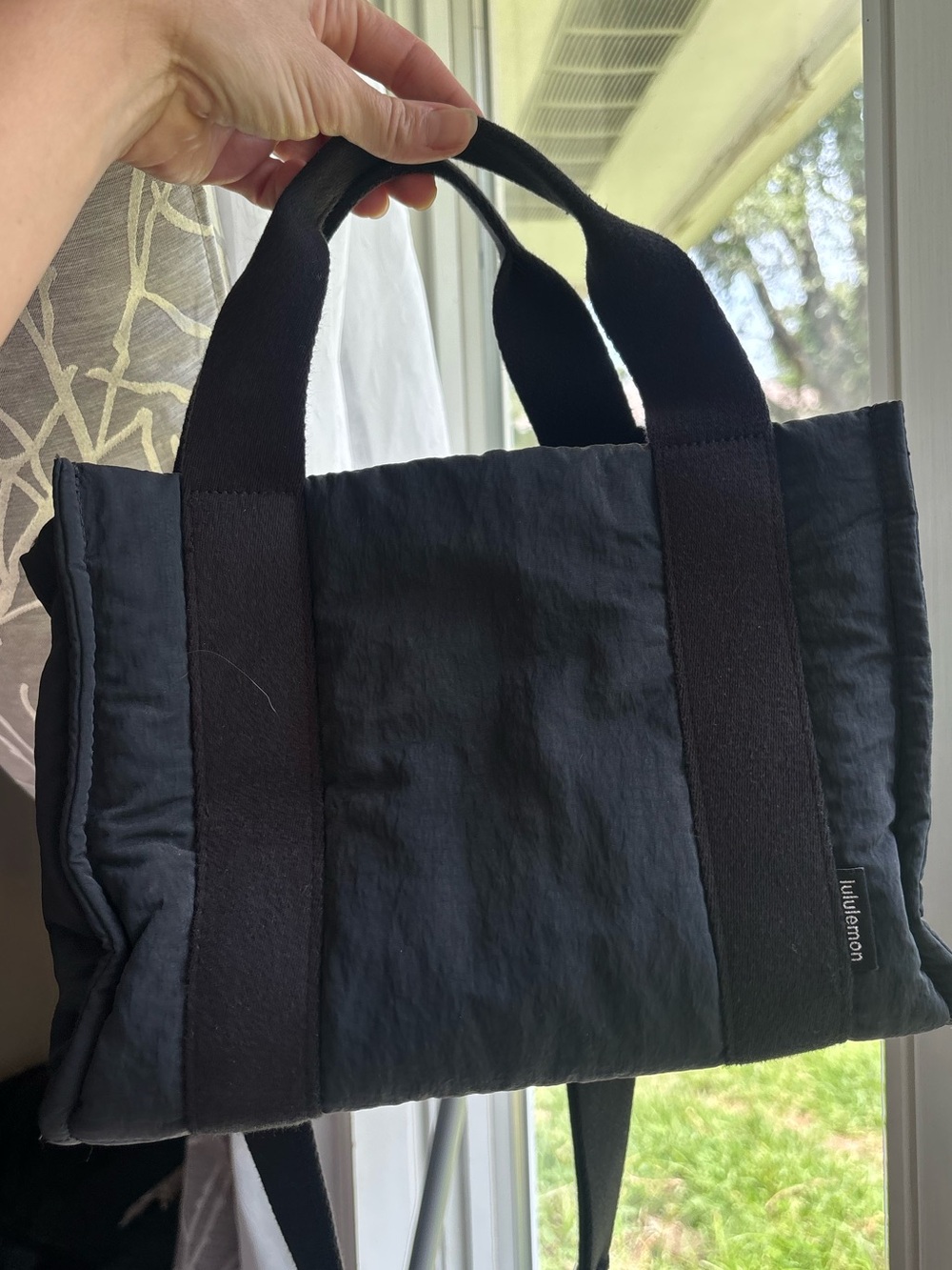 Lululemon Black Boxy tote - Picture 2 of 5